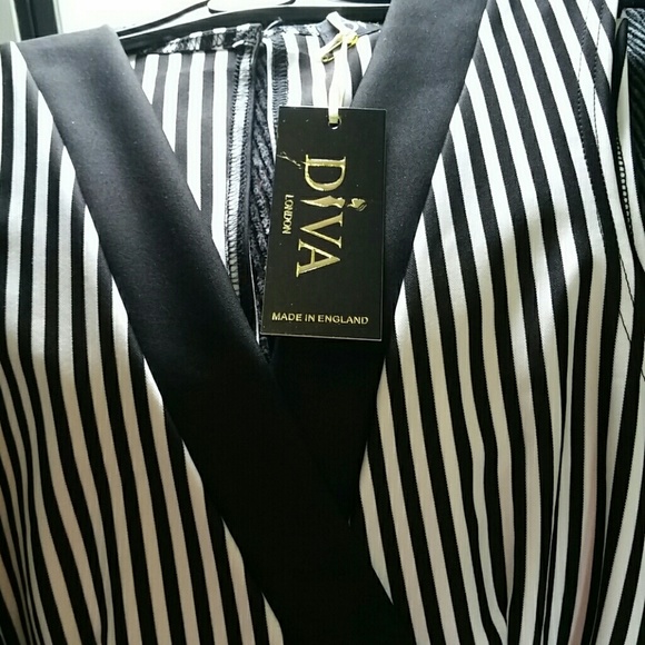 ONE LEFT! Striped romper - Picture 7 of 7